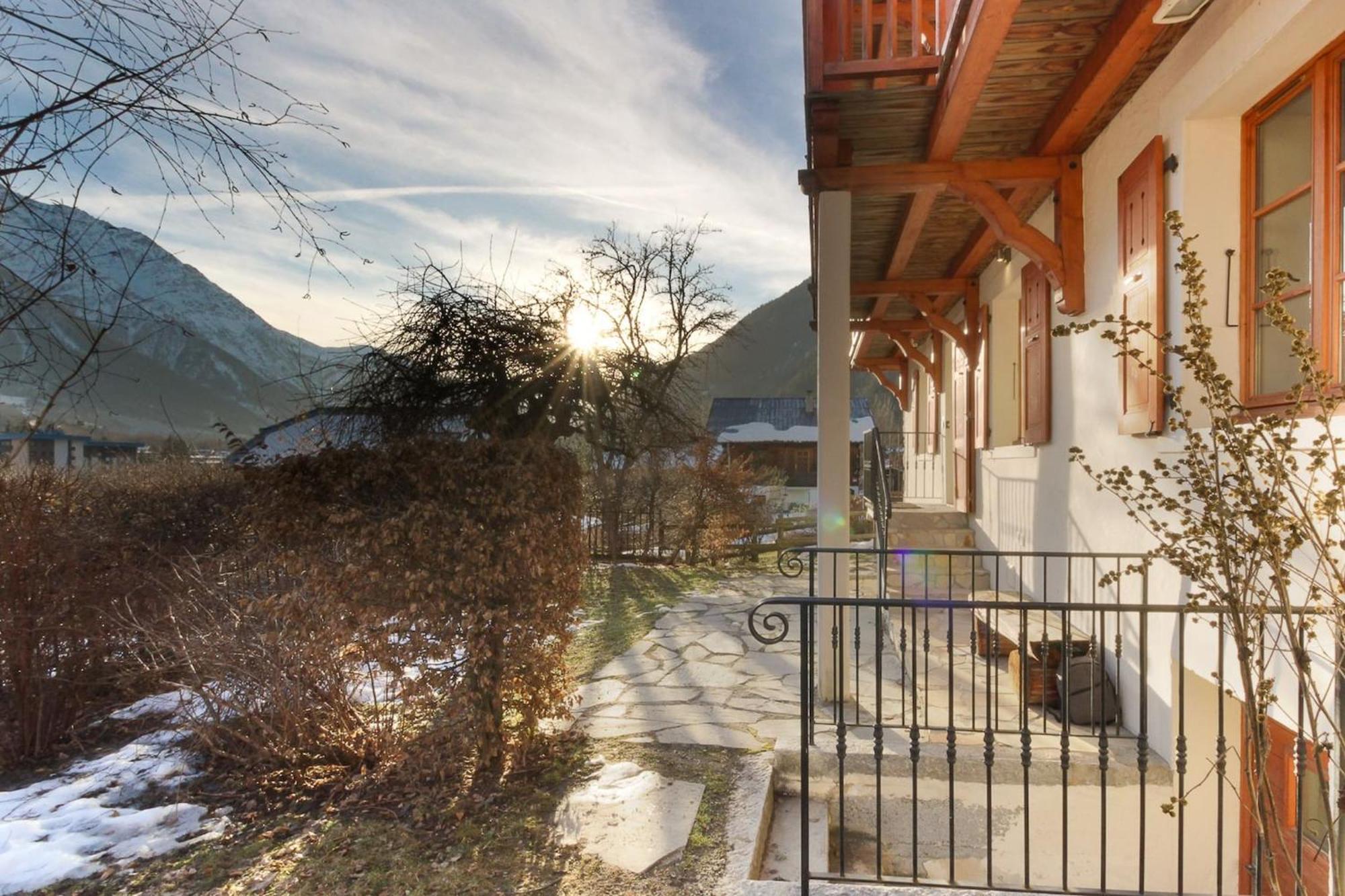Les Alpins - Centre De Chamonix - Renove Avec Jardin Et Vue Imprenable Sur Le Montblancアパートメント エクステリア 写真